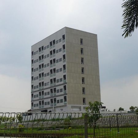 Artotel Casa Cikarang Kültér fotó